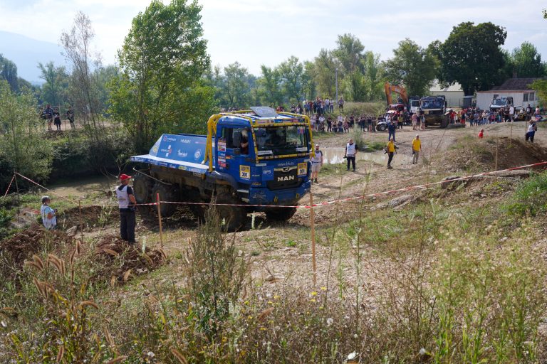 Truck_Trial_B_02