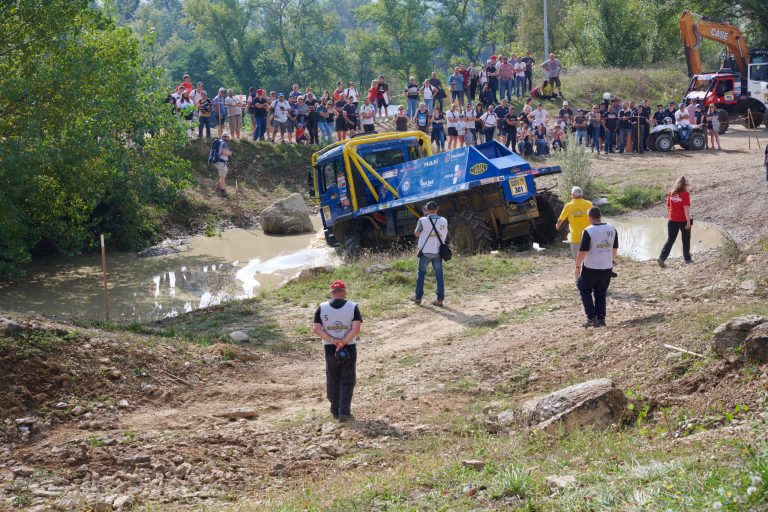 Truck_Trial_B_08