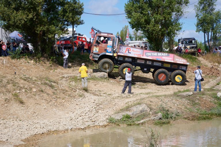 Truck_Trial_C_04