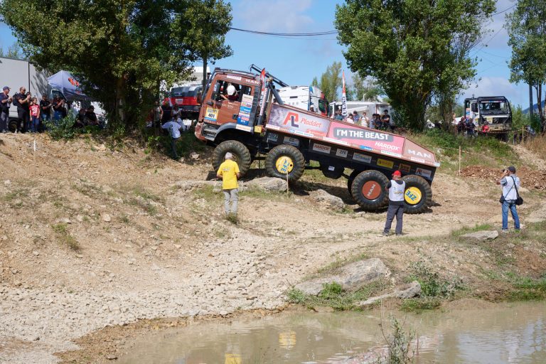 Truck_Trial_C_05